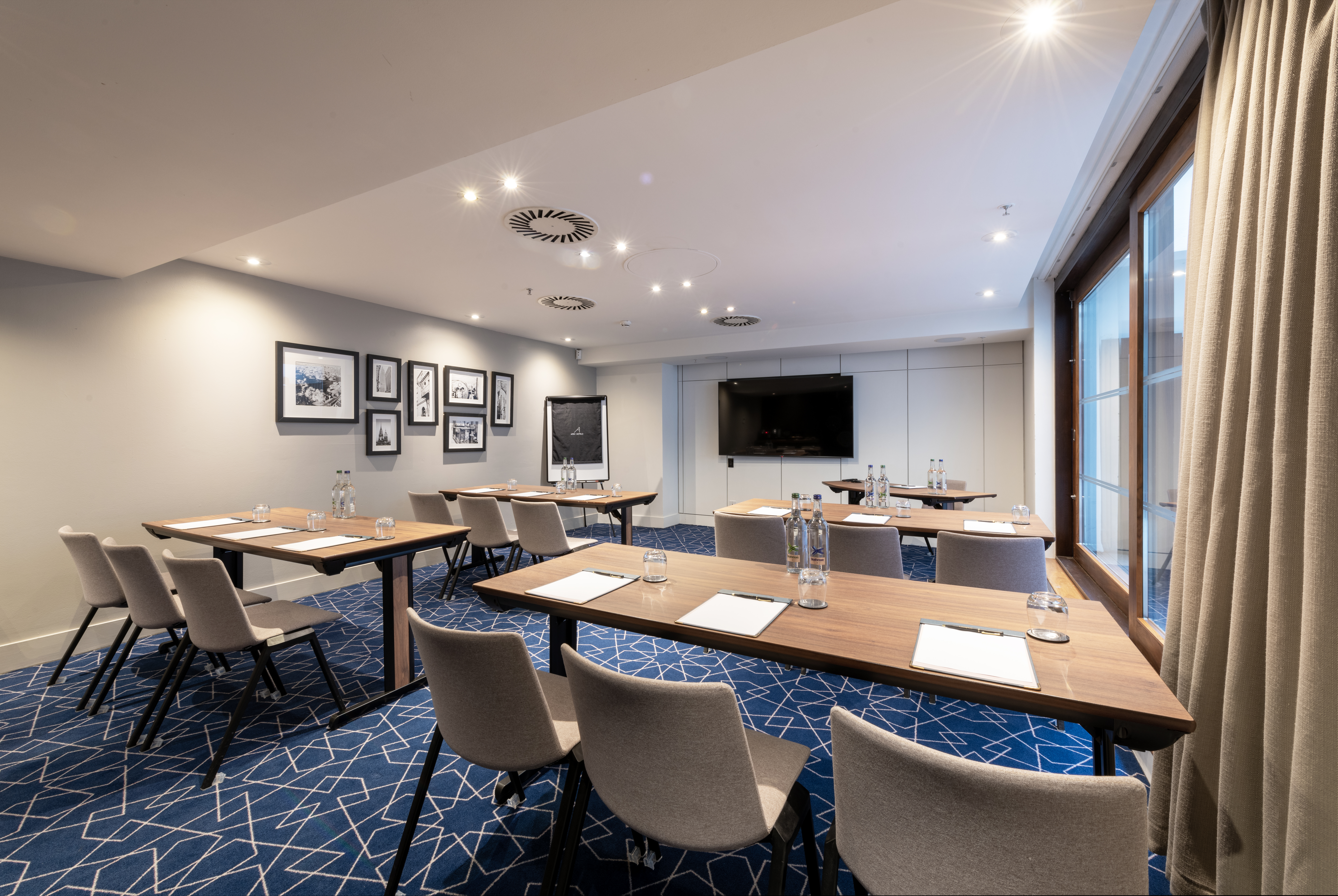 Meetings & Events in London Meetings & Events in London