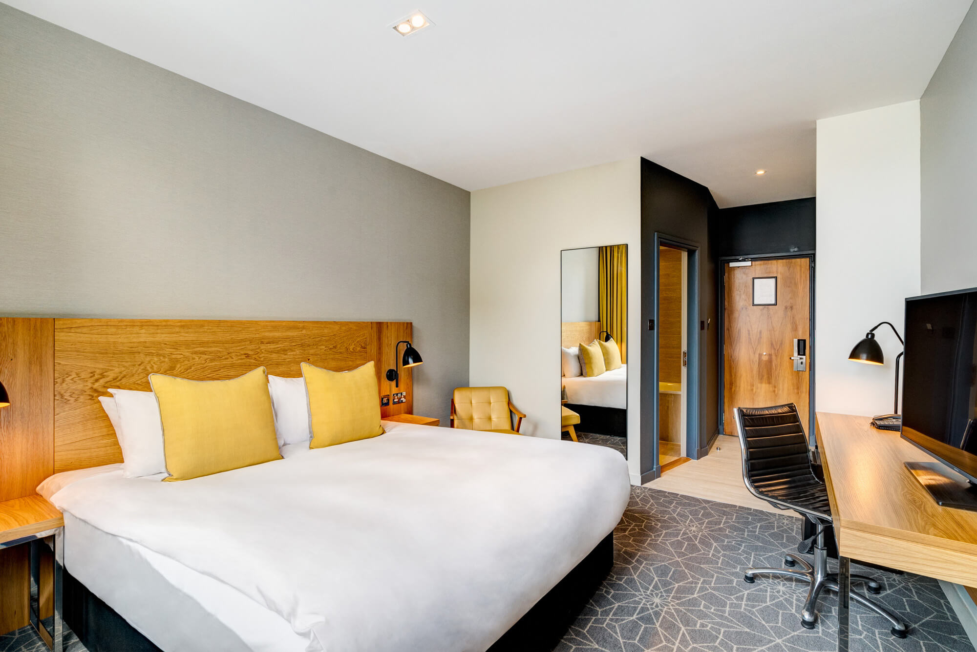 City Room with queen-size bed at Apex Grassmarket Hotel